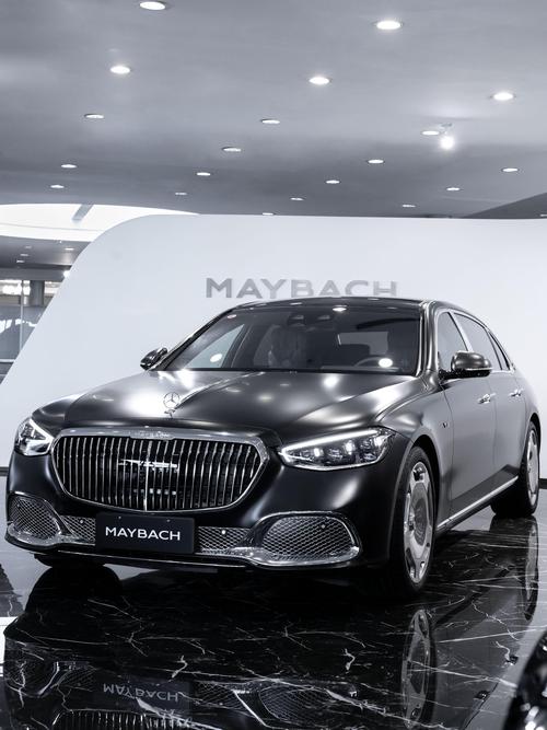 深圳230岚图汽车的售后服务让用户无忧出行，迈巴赫未来的豪华车趋势